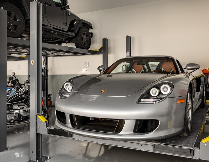 Precision Vehicle Logistics: Ensuring Safety with the Garage Laser Park